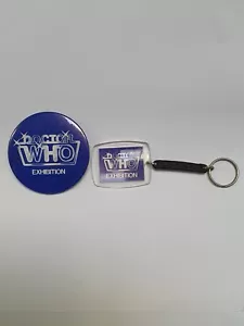 Doctor Who Ausstellung Vintage Blechnadel und Schlüsselring Sci-Fi Sammlerstücke - Bild 1 von 6