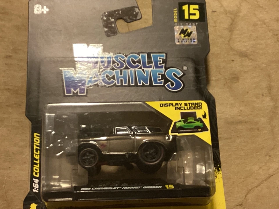 Muscle Machines 1987 Buick GNX GOLD WHEELS CHASE #24 - Rare W/Sticker - Mint - Image 1 of 4