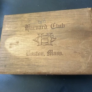 Vintage Harvard Club Boston Mass Grade Hinged Wood CIGAR BOX Factory No 249 - Picture 1 of 9