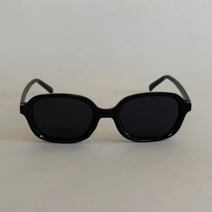 Y2K Black Rounded Sunglasses Unisex Vintage Style Shades UVA UVB - Picture 1 of 6