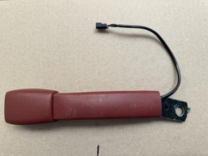 97-99 CORVETTE C5 CINTURÓN DE SEGURIDAD HEBILLA RECEPTOR FIRETHORNE ROJO LH 12457503 - Imagen 1 de 3