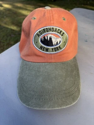 Sombrero De Colección Adirondacks Nueva York Velkro Montañas Pinos Verde/Terracota Foto 1 de 4