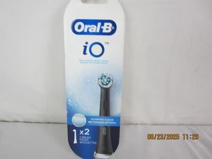 Oral-B iO Series Ultimate Clean Electric Toothbrush Replacement Brush Heads 2 Pk - Picture 1 of 12
