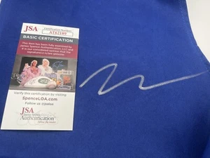 JEREMY ALLEN WHITE SIGNED THE BEAR CHEF APRON - JSA COA *CERT CARD NOT INCLUDED* - Picture 1 of 4