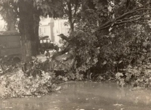 France Sens Storm Damages 2CV? old Amateur Photo 1950's - Foto 1 di 3