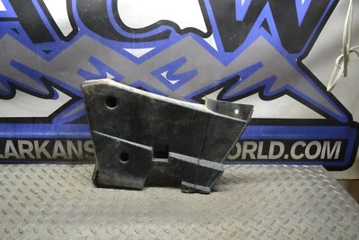 612 ПЛАСТИКОВАЯ КРЫШКА ПРАВОЙ ПАНЕЛИ 04 CAN AM OUTLANDER BOMARDIER 400 4x4 БЕСПЛАТНАЯ SH - Изображение 1 из 4