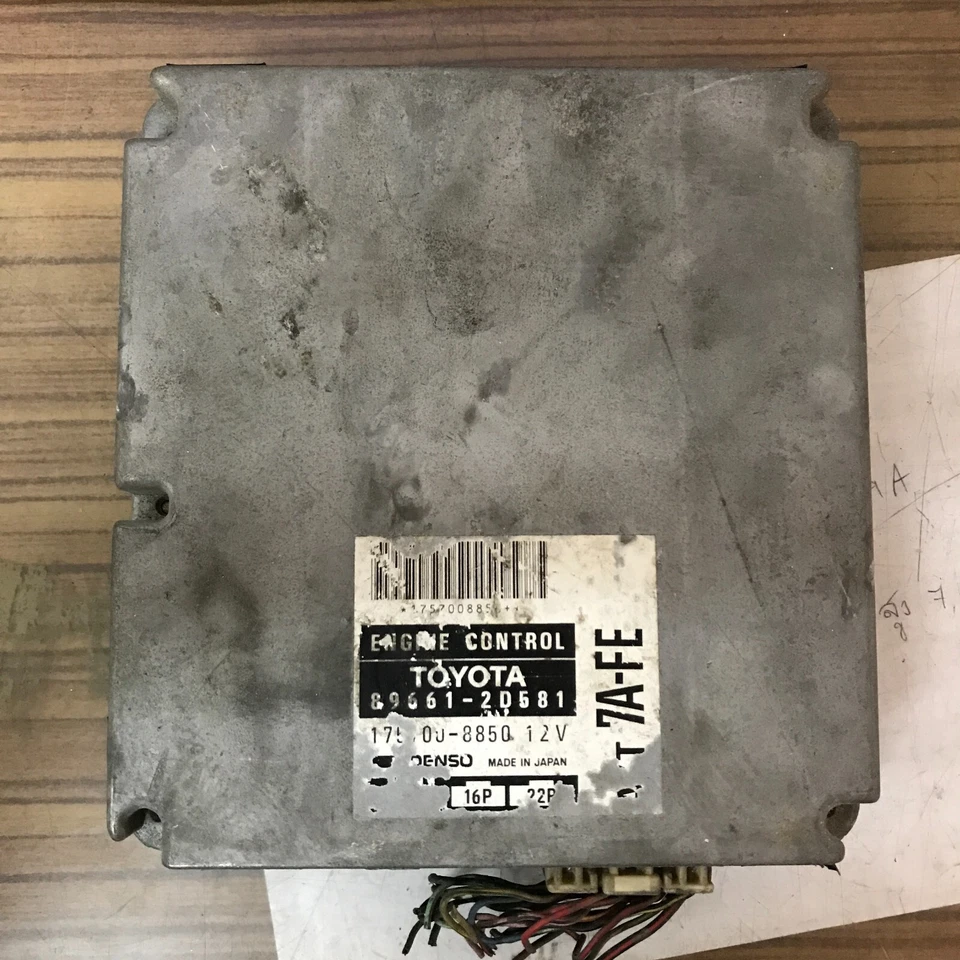 JDM ECU Control Toyota Corona AT211/Caldina AT191 89661-2D581 175700-8850 Denso Foto 1 de 3