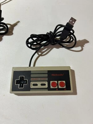 Nintendo NES-004 Corded Controller for Nintendo NES - Image 1 of 4