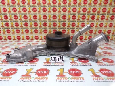 Bomba de refrigerante de água 2011-2016 CHRYSLER TOWN & COUNTRY 05184498AI FABRICANTE DE EQUIPAMENTO ORIGINAL - Imagem 1 de 4