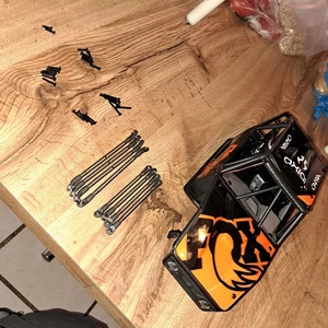 Axial capra 1/10 body With 8 Links set And Hardware Light Bare Dos Not Work Good - Picture 1 of 11