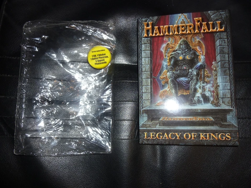 HAMMERFALL - Legacy of Kings Ltd. Box Helloween Iron Maiden Nr. 09712/10000 - Bild 1 von 4