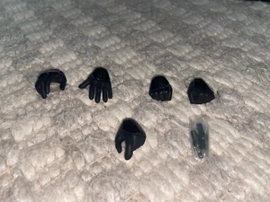 HOT TOYS STAR WARS MMS737 Shadow Trooper 1/6 Scale Figure Hand Accessories (x6) - Picture 1 of 3