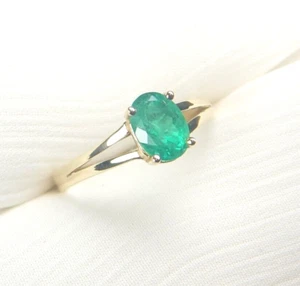 Colombian Emerald Engagement Ring 0.82 Cts Oval Shape 14K Gold Size 6.25 US Muzo - Picture 1 of 12
