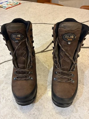 Botas Cabela's Meindle Care II, 9.5 EE, excelente estado Foto 1 de 4