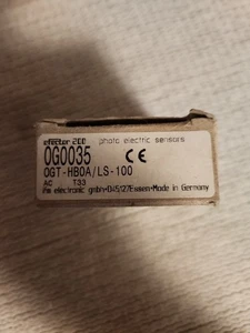 IFM Efector 200, 0G0035, Photoelectric Sensor  - Picture 1 of 7