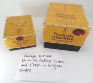 Vintage Eastman Kodak Brownie Reflex Synchro Model Camera & Flash Flashholder - Picture 1 of 18