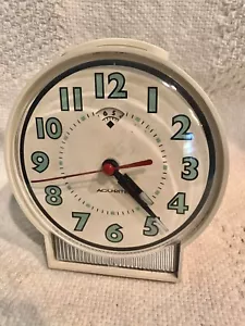 AcuRite Vintage MCM Style Wind Up Alarm Clock 4.5”x4” VGUC - Picture 1 of 7