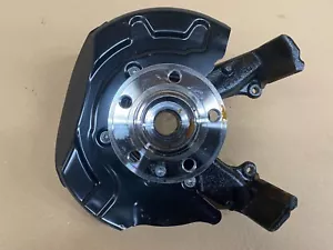 SEAT IBIZA DRIVER SIDE FRONT HUB KNUCKLE WITH CARRIER 2021 2022 - 2024 C3084 - Picture 1 of 17