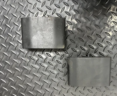 Espaciadores de resorte de hoja traseros izquierdo y derecho OEM Mercedes Benz Sprinter 2500 3500 4X4 Foto 1 de 4