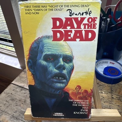 George Romero’s Day of the Dead (Video Treasures VHS, 1988) Vintage Horror - Image 1 of 4
