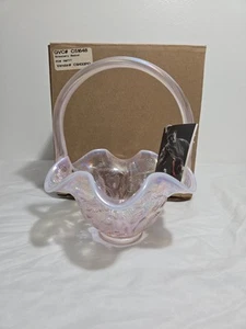 ๐ Fenton Iridescent Strawberry Basket Handmade in USA w/ Original Box & Tag ๐ธโจ - Picture 1 of 7