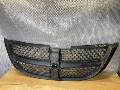 2001-2004 Dodge Caravan Front Upper Bumper Grille OEM - 048527296 - Imagem 1 de 4