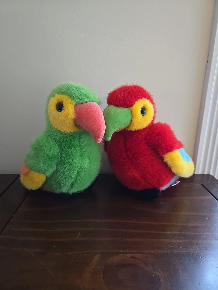 1988 Vintage GUND Gabby Parrots Red Green Plush Stuffed Animal 9" Birds  - Image 1 of 4
