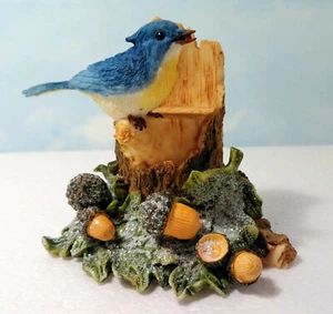 LEFTON BLUE JAY BIRD w/ Berry on Tree Stump w/ Acorns ~ 3 1/2" ~ Resin ~ NIB - Picture 1 of 8