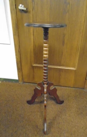Wood Plant Stand/Table with Round Top & Detailed Center Pole & 3 Leg Base Cover