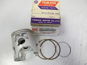 Yamaha RZ125 RD125LC Piston & Piston Ring Set 0.25 NOS 10W-11635-00 + 10W1161010 - Picture 1 of 11