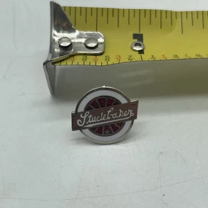 Pin de radiador Studebaker vintage anuncio de radiador de coche pasador pequeño - Imagen 1 de 4