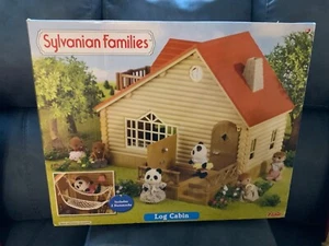 Sylvanian families beautiful flair log cabin nrfb immaculate 100% boxed ❤️ - Picture 1 of 2
