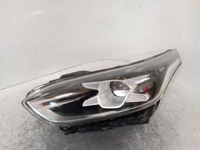 KIA CERATO LEFT HEADLAMP  BD, GT, LED TYPE, 04/18-03/21 - image 1 of 4