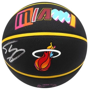Shaquille O'Neal Autographed 75th Anniversary City Basketball Heat Beckett - Picture 1 of 7