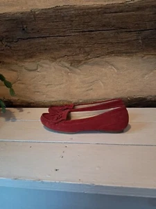 Cole Haan Women's Moccasin Loafers Suede Leather Fringe Red Size 9.5 AA - Picture 1 of 9