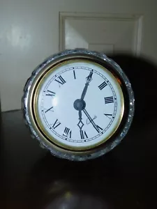 VINTAGE DECO ITALY GLASS QUARTZ DESK CLOCK - Picture 1 of 3
