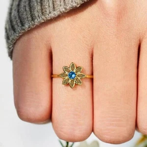 Flower Ring Female Fashion Inlaid Zircon - Picture 1 of 5