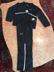 BOYS BLACK AND WHITE NIKE PANTS AND TOP SET SIZE XS - Picture 1 of 9