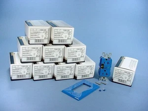 Leviton 7380-IGB LED Alarm Isolated Ground Blue Surge Outlets Type 3 20A 10-Pack - Picture 1 of 4