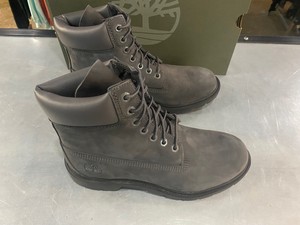 grey timberlands
