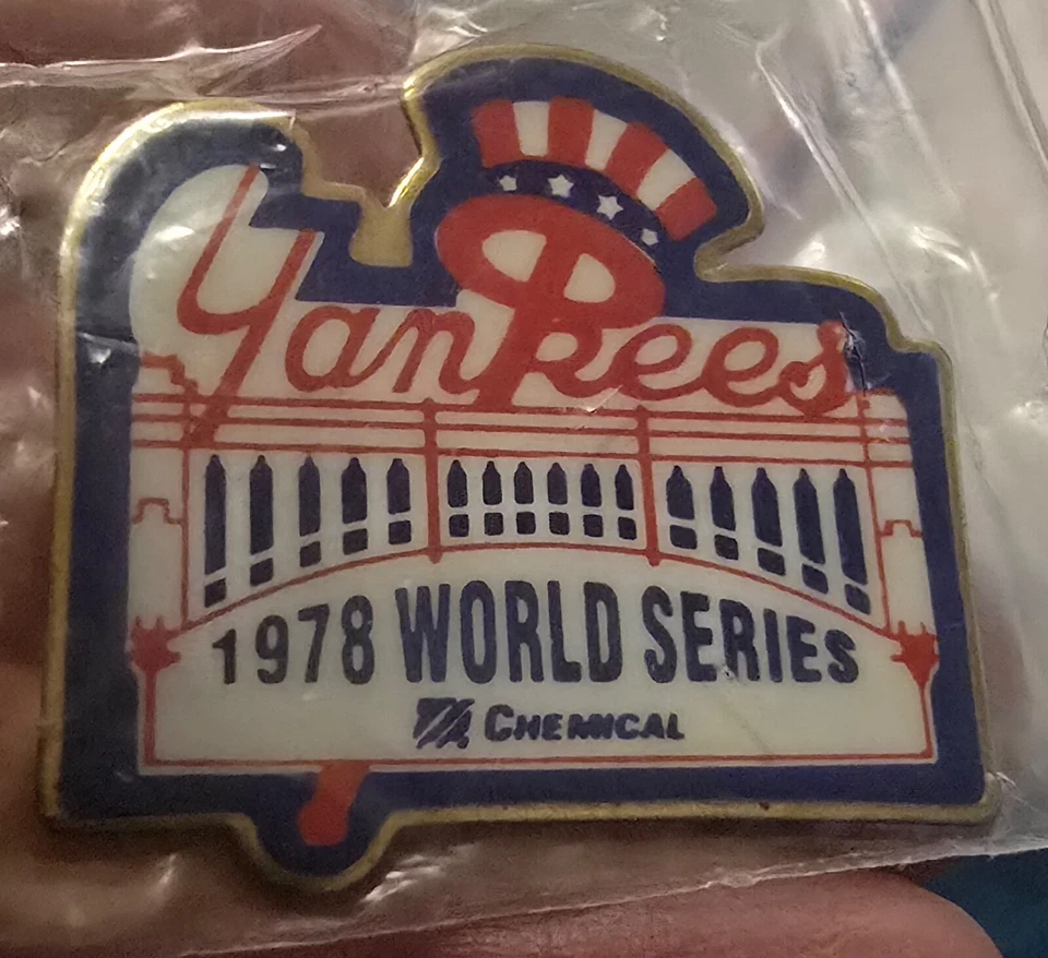 NEW YORK YANKEES  CHEMICAL BANK 1978 WORLD SERIES CHAMPIONS LAPEL PIN - Image 1 of 1