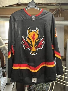 Calgary Flames Johnny Gaudreau Black Blasty Adidas Jersey Mens 54 XL Adidas Pics - Picture 1 of 10