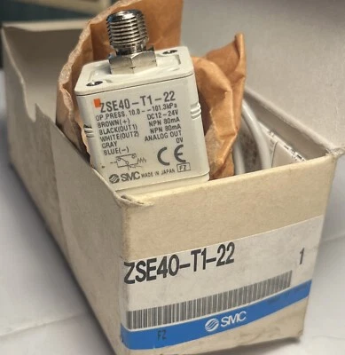 SMC ZSE40-T1-22 HIGH PRECISION PRESSURE SWITCH; 3-1/2 digit LED display - Image 1 of 2