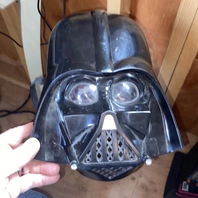childs hollween mask darth vader - Image 1 of 4