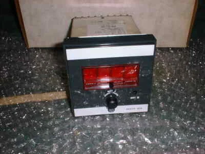 NEW Watlow Series 859A Temp. Controller (29257-C3) - Image 1 of 2