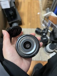 Fujifilm Fujinon XF18mm F2 R Lens for Fuji X Camera condition tested all good - Picture 1 of 5