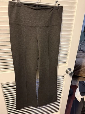 Pantalones de vestir Athena Marie legging gris oscuro talla mediana Foto 1 de 2