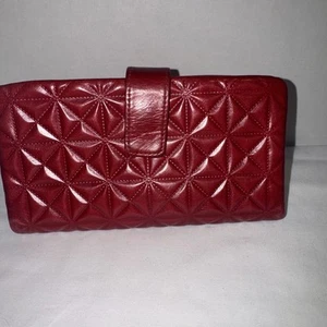 HOBO WOMANS WALLET DARK RED 4" X 8" SNAP CLOSURE MANY SLOTS CHANGE PURSE 4 BILLS - Imagen 1 de 11