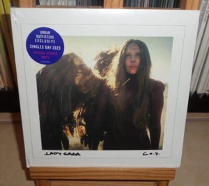 LADY GAGA GUY URBAN LIMITED EDITION 7 INCH ETCHED RECORD ARTPOP - Picture 1 of 7