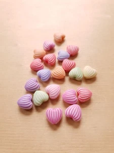 30 x Herz Acrylperlen zum Fädeln * Schmuckzubehör Beads Spacer in Pastellfarben - Bild 1 von 1